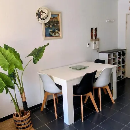 With Terrace Near The Sea Daire La Ciotat